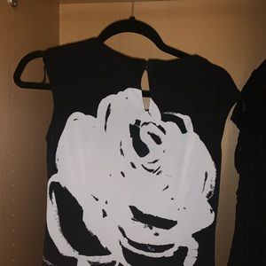 White Sleeveless Rose Pattern Dress